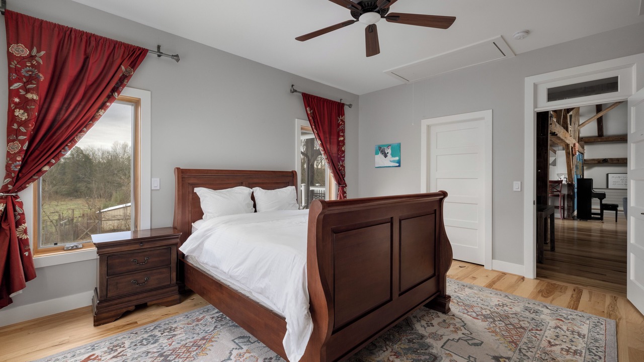 Photo of Bedroom in Centreville