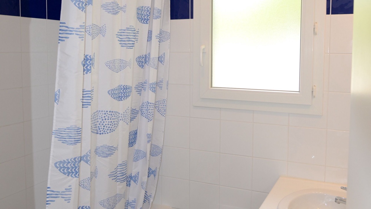 Photo of Bathroom in Soulac-sur-Mer