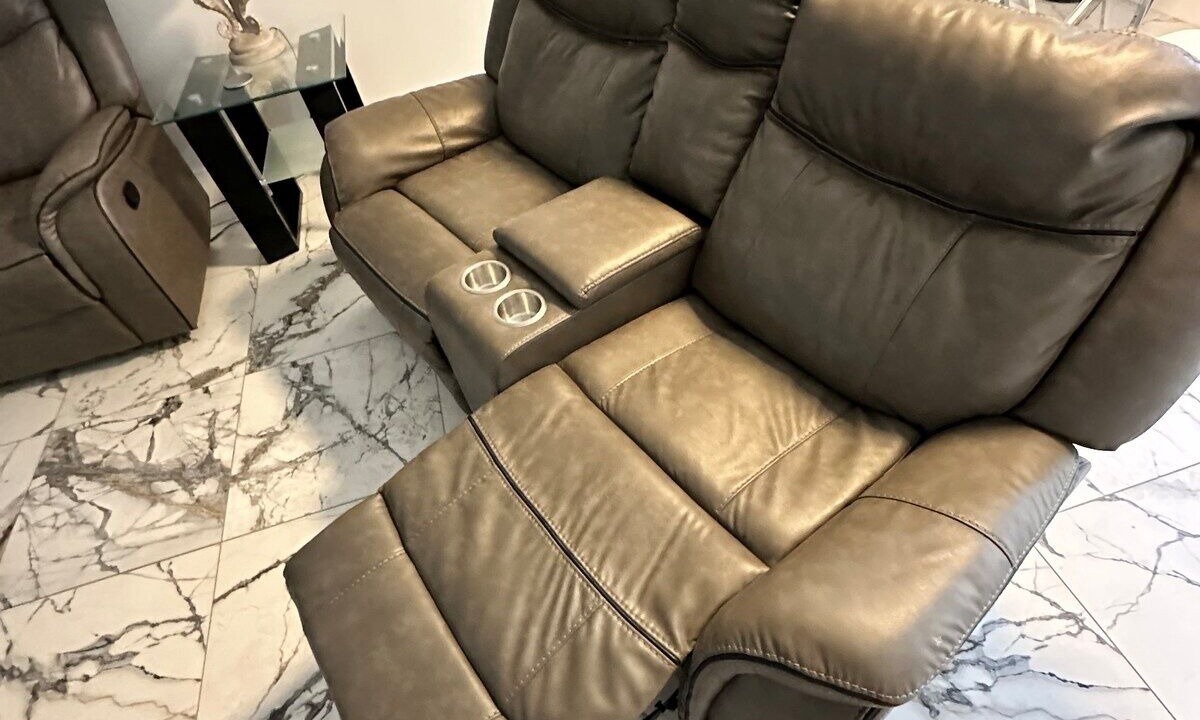 Photo of Livingroom in Oakland Hills