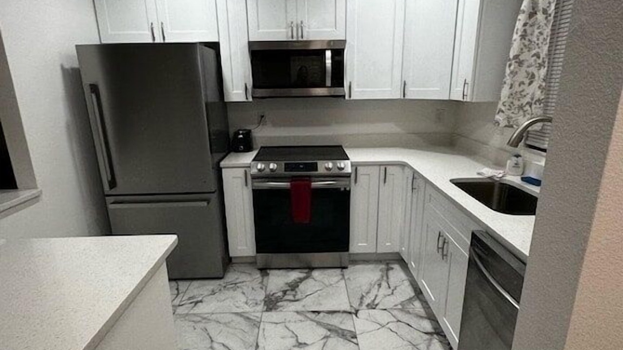 Photo of Kitchen in Oakland Hills