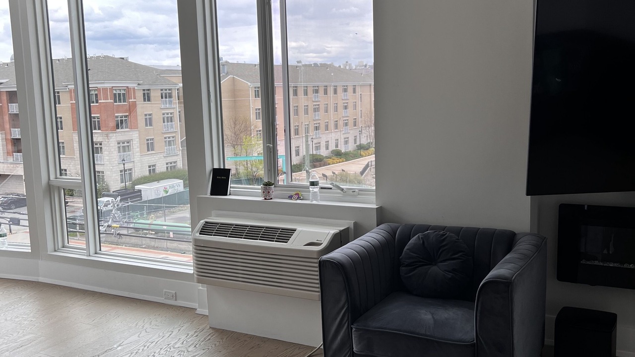 Photo of Others in Guttenberg