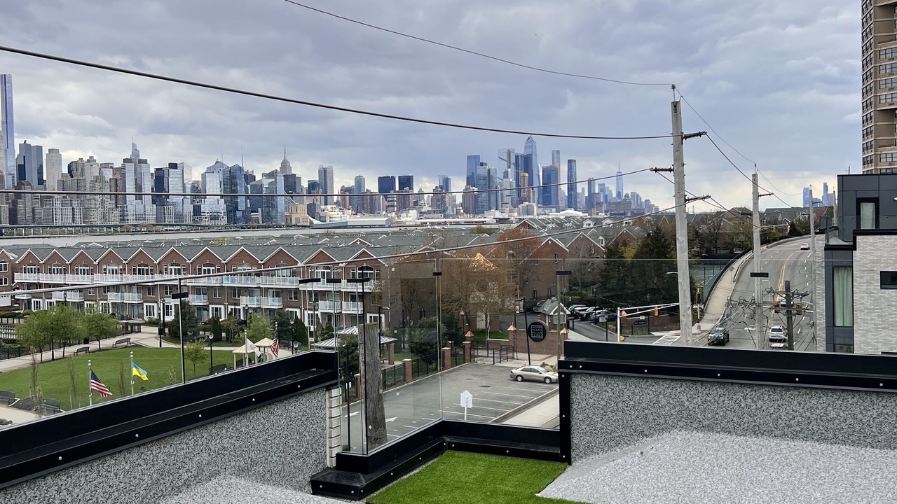 Photo of Outdoor in Guttenberg