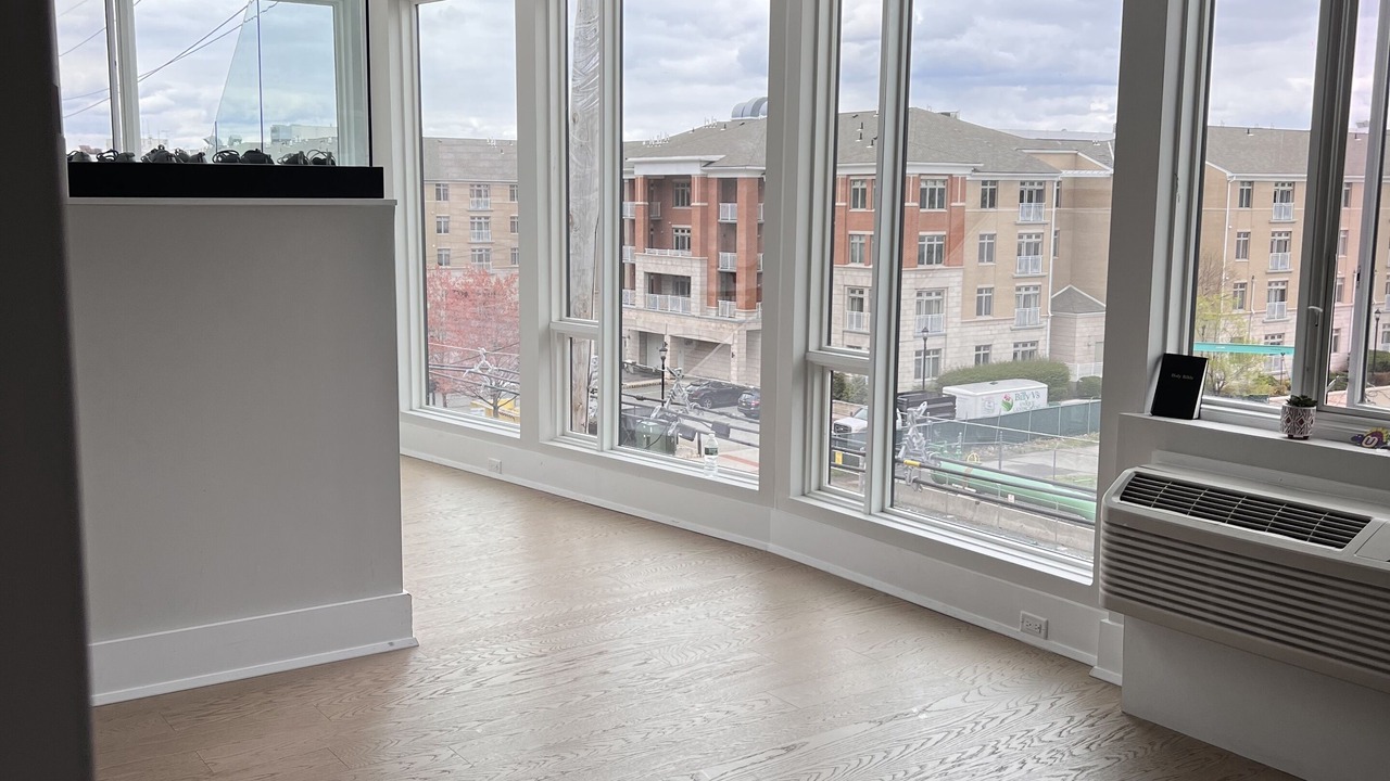 Photo of Others in Guttenberg