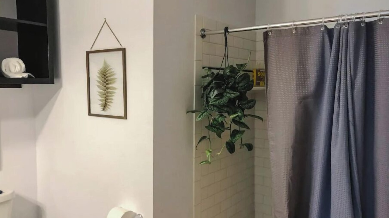 Photo of Bathroom in White Salmon