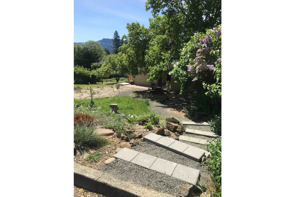 Photo of Outdoor in White Salmon