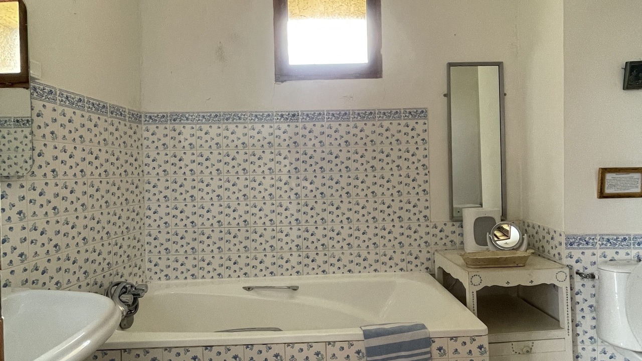 Photo of Bathroom in Loubersan