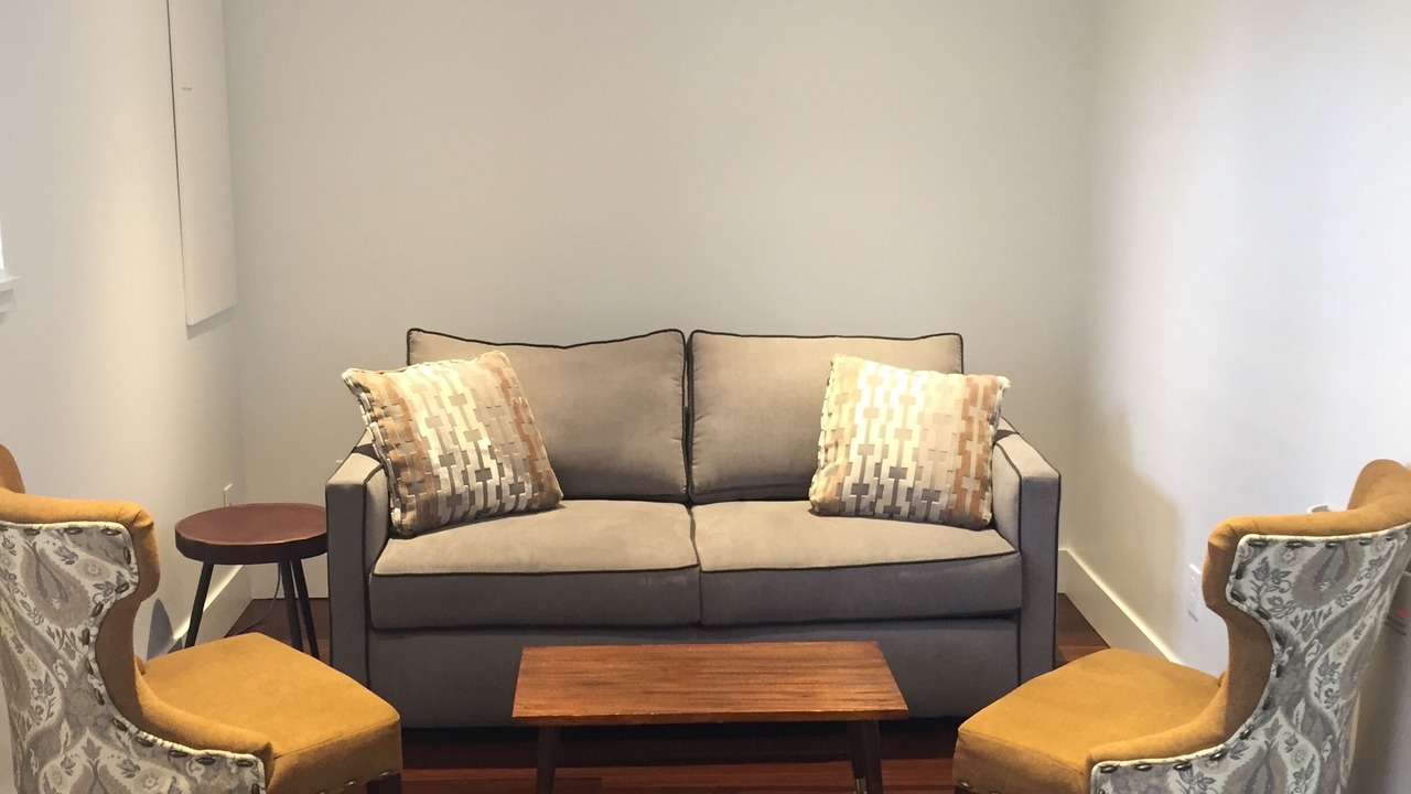 Photo of Livingroom in Fairmount Park