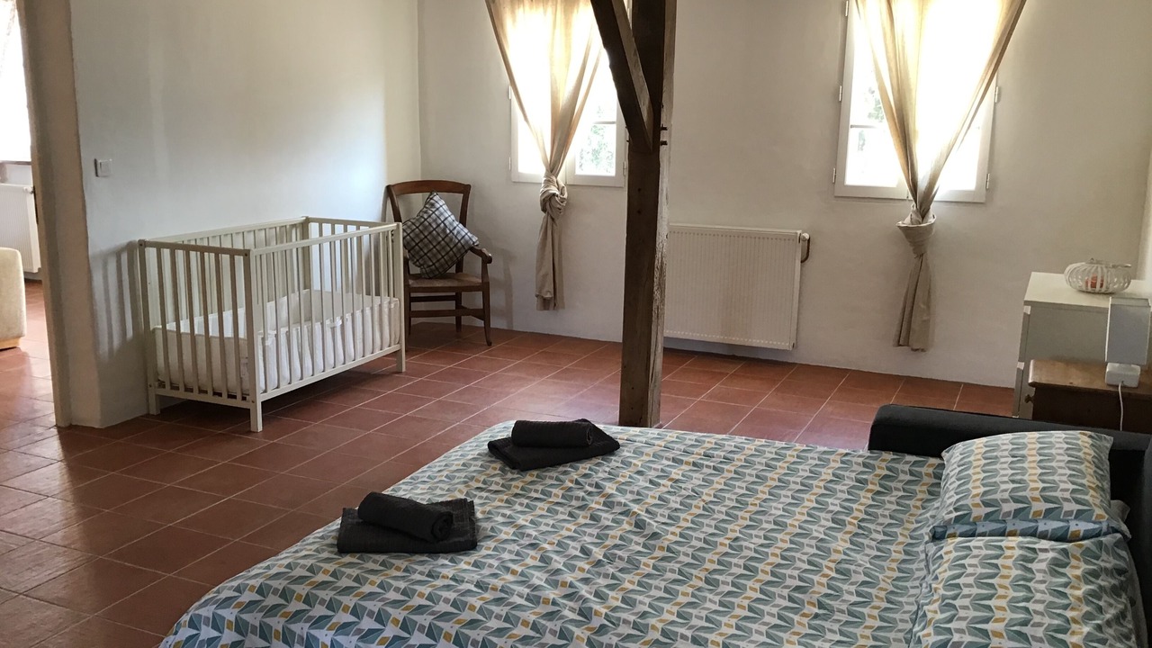 Photo of Bedroom in Cabas-Loumasses