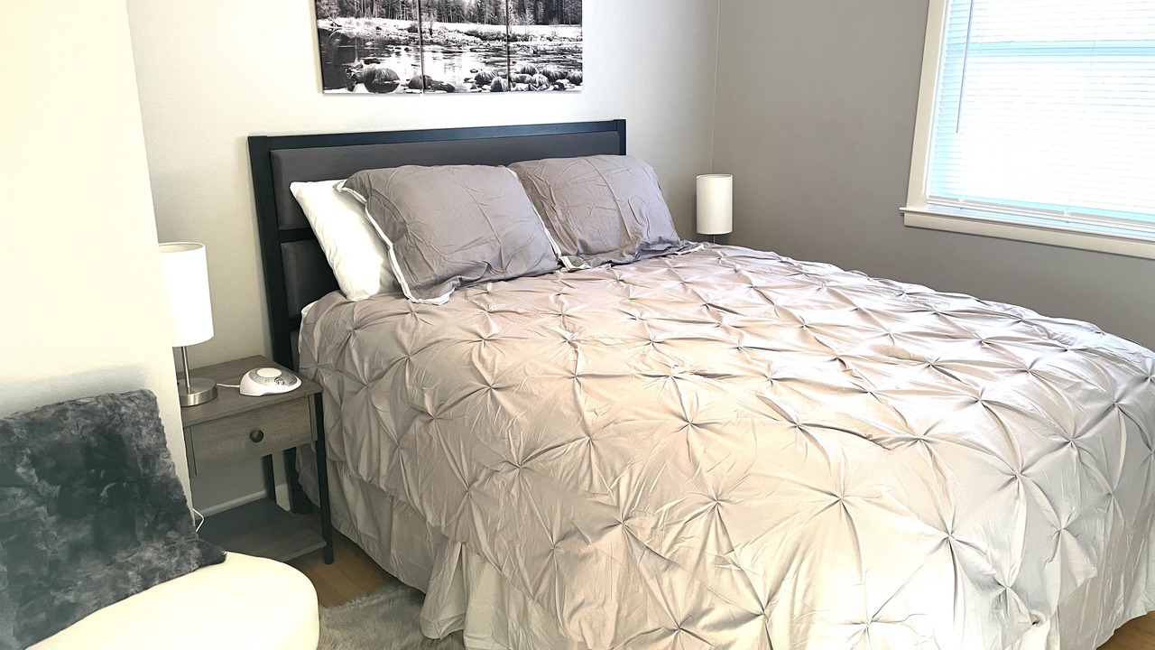 Photo of Bedroom in Ames
