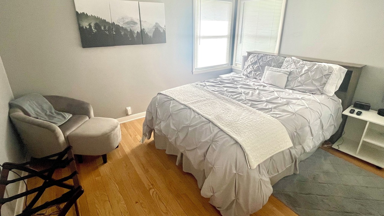 Photo of Bedroom in Ames
