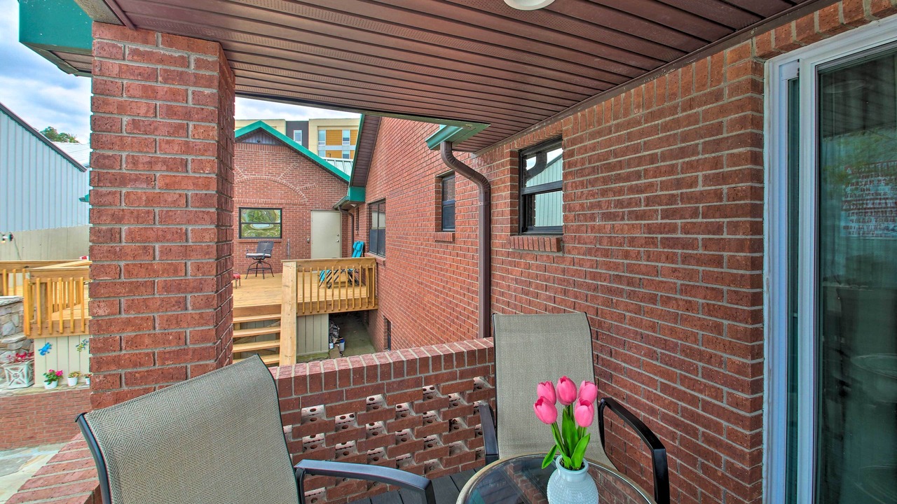 Photo of Patio Balcony in Lake Hamilton