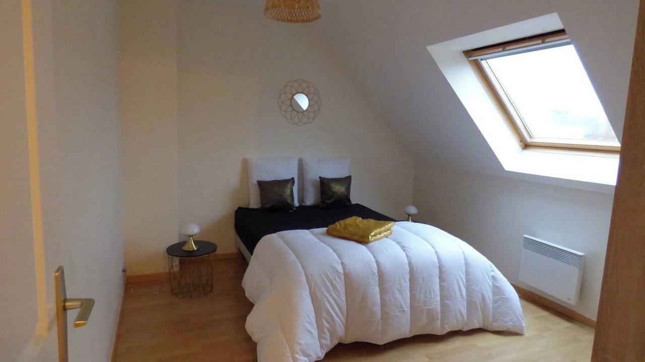 Photo of Bedroom in Marquise