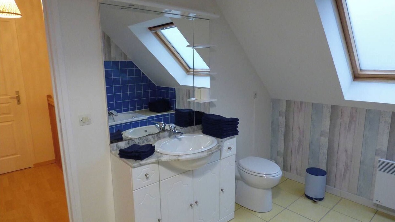 Photo of Bathroom in Marquise