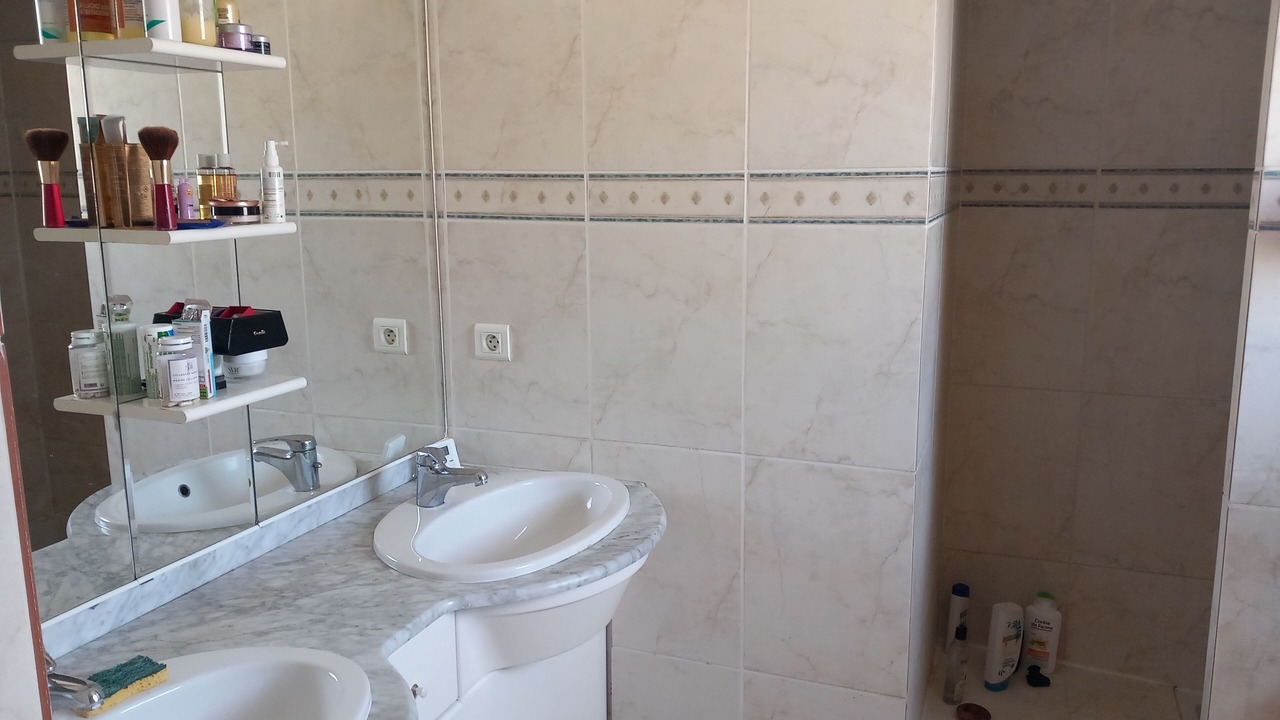 Photo of Bathroom in Saint-Andre-de-Roquelongue