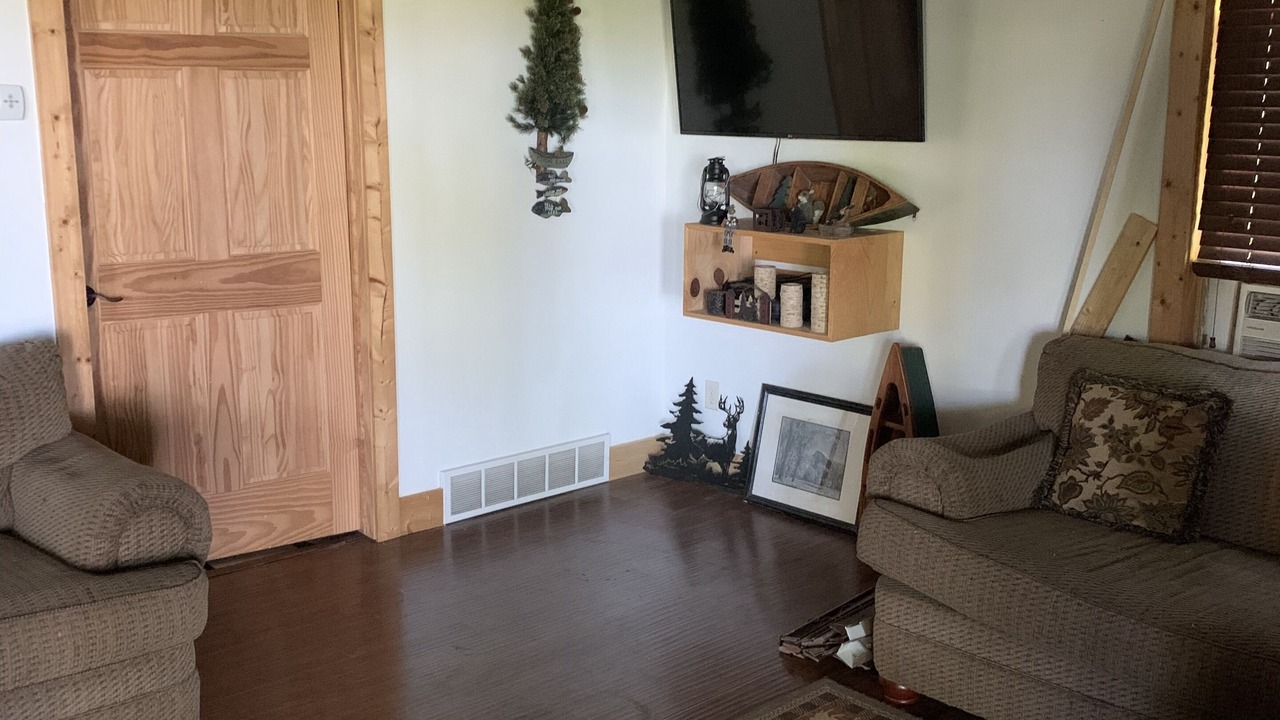 Photo of Livingroom in Suttons Bay