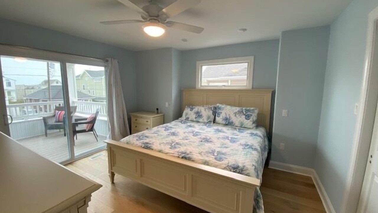 Photo of Bedroom in Townsend's Inlet