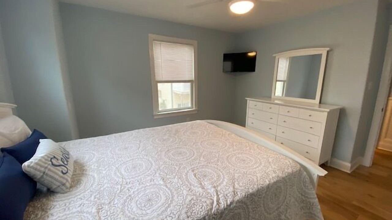 Photo of Bedroom in Townsend's Inlet