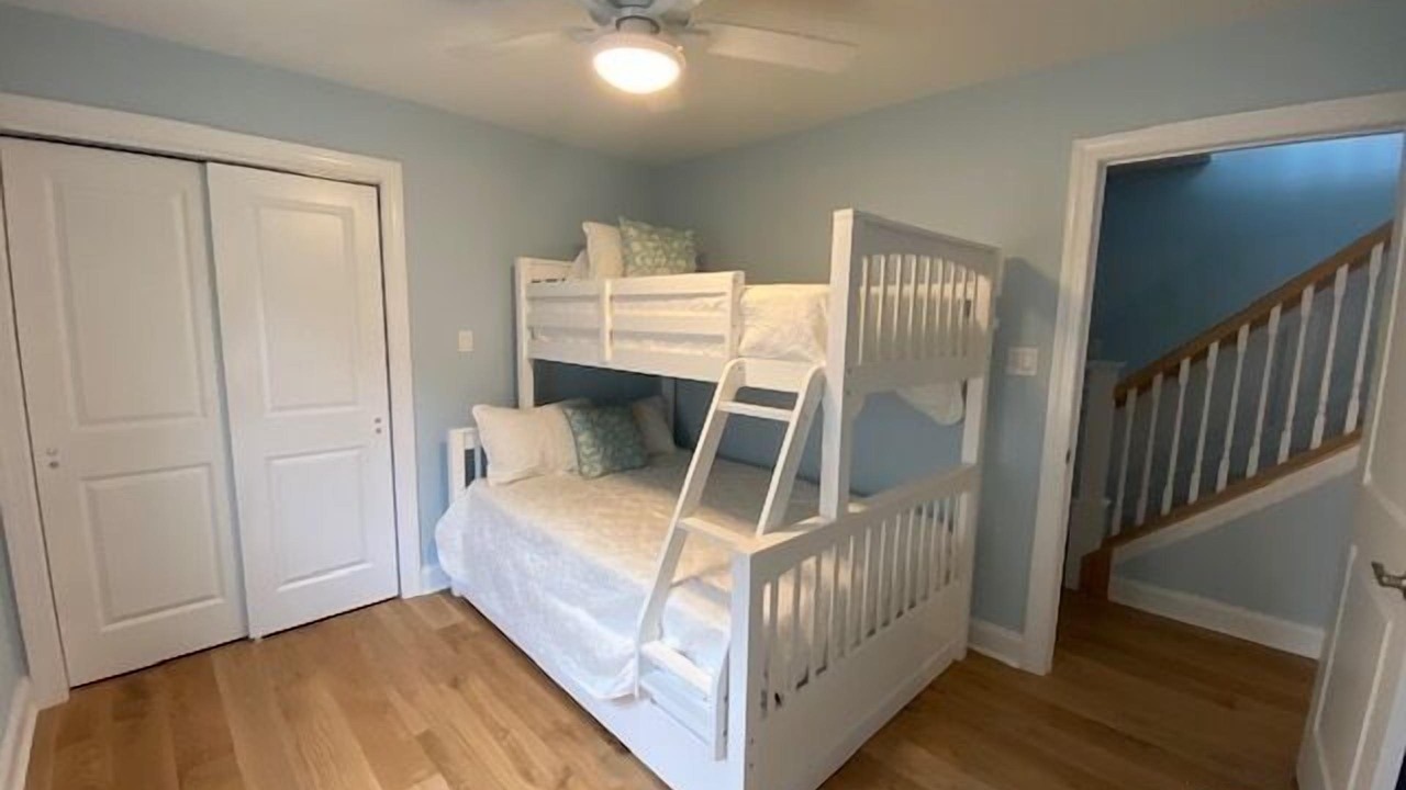 Photo of Bedroom in Townsend's Inlet