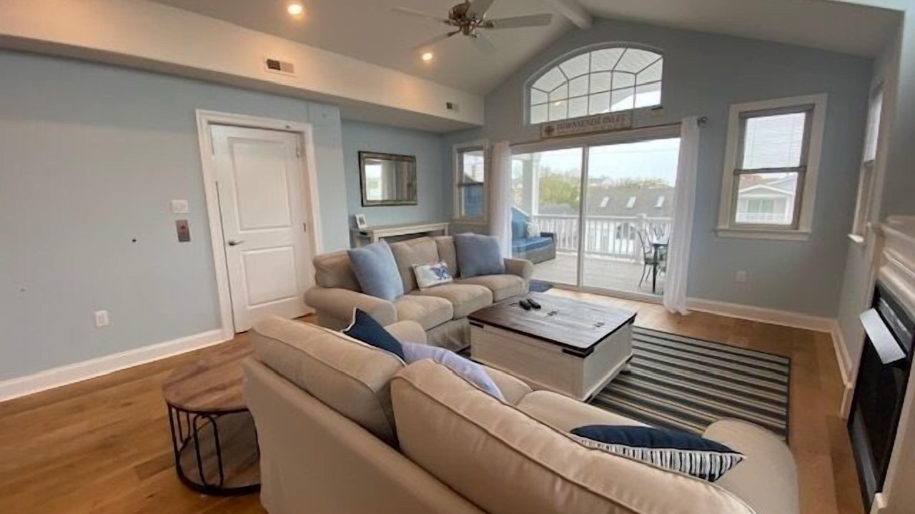 Photo of Livingroom in Townsend's Inlet