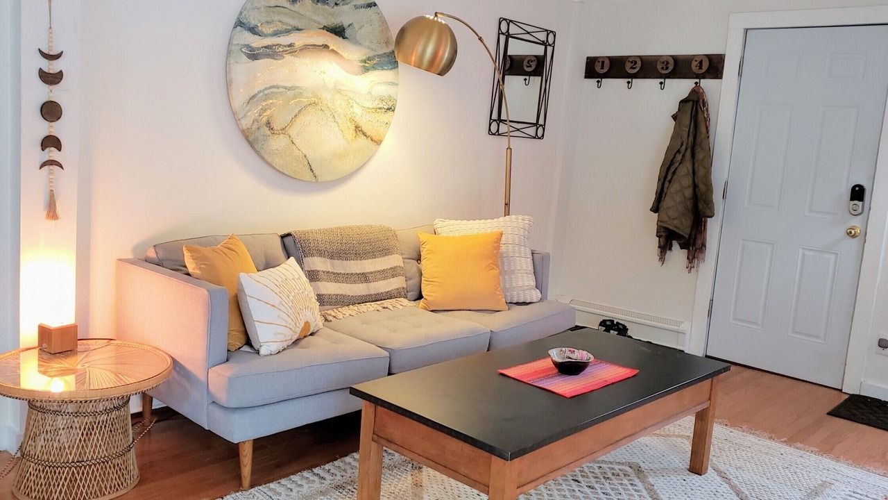 Photo of Livingroom in Chichester