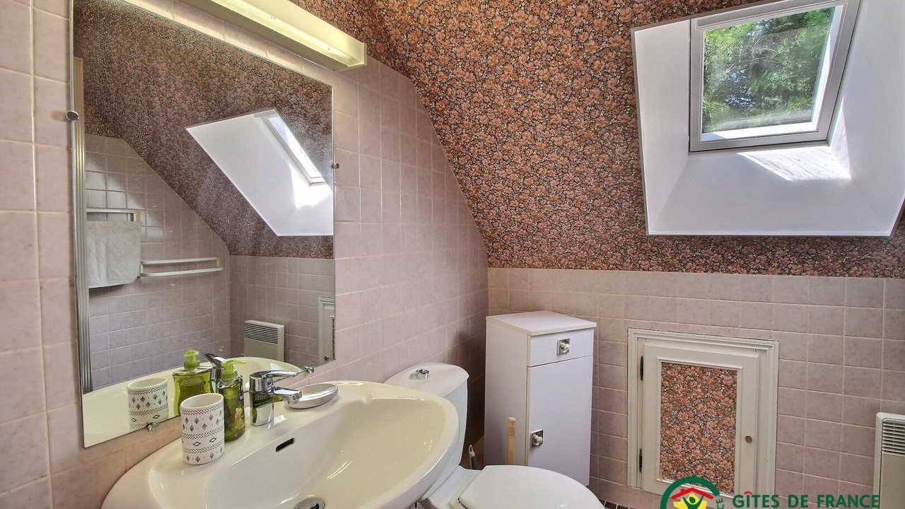 Photo of Bathroom in Cleguerec