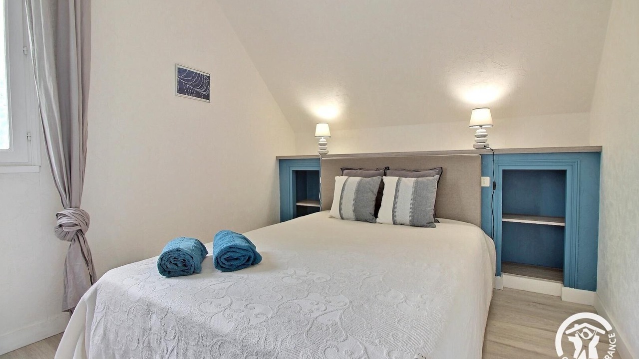 Photo of Bedroom in Cleguerec