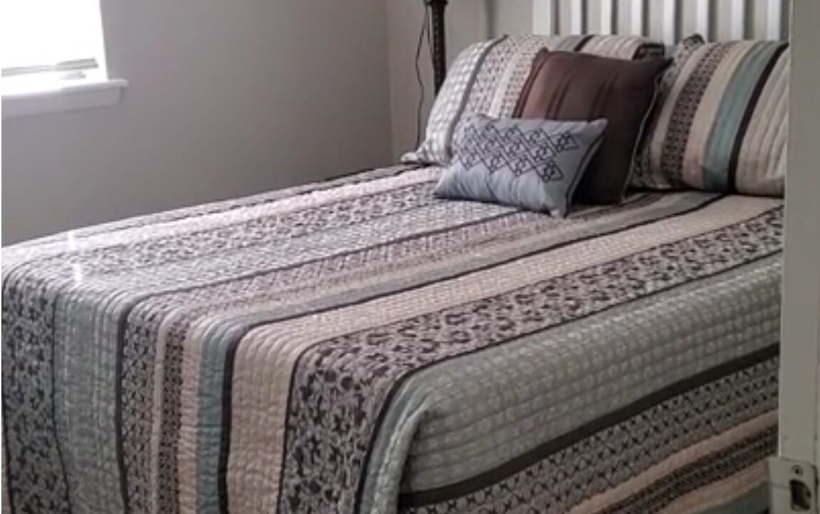 Photo of Bedroom in Sulphur