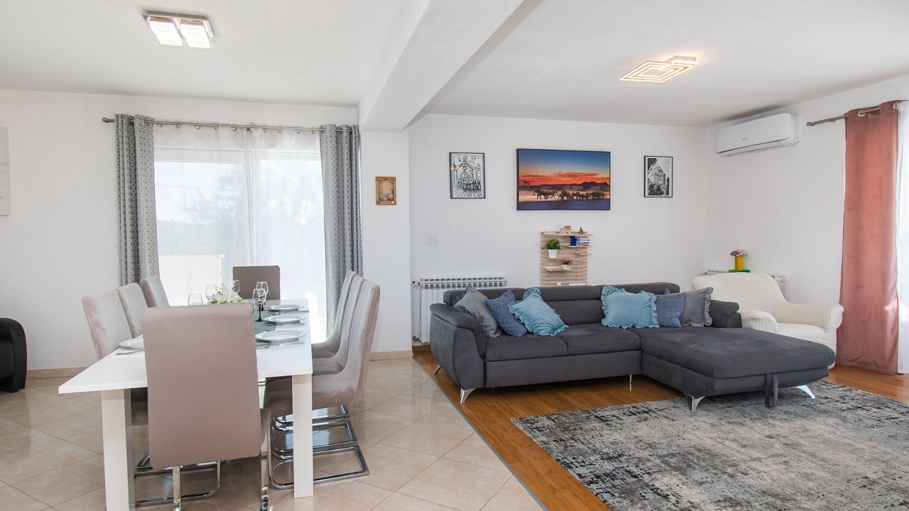 Photo of Livingroom in Ruzic