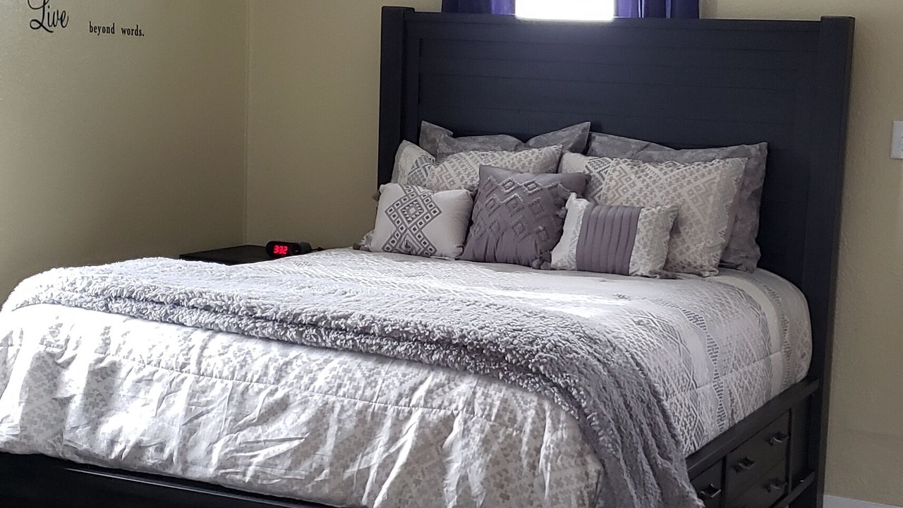 Photo of Bedroom in Menasha