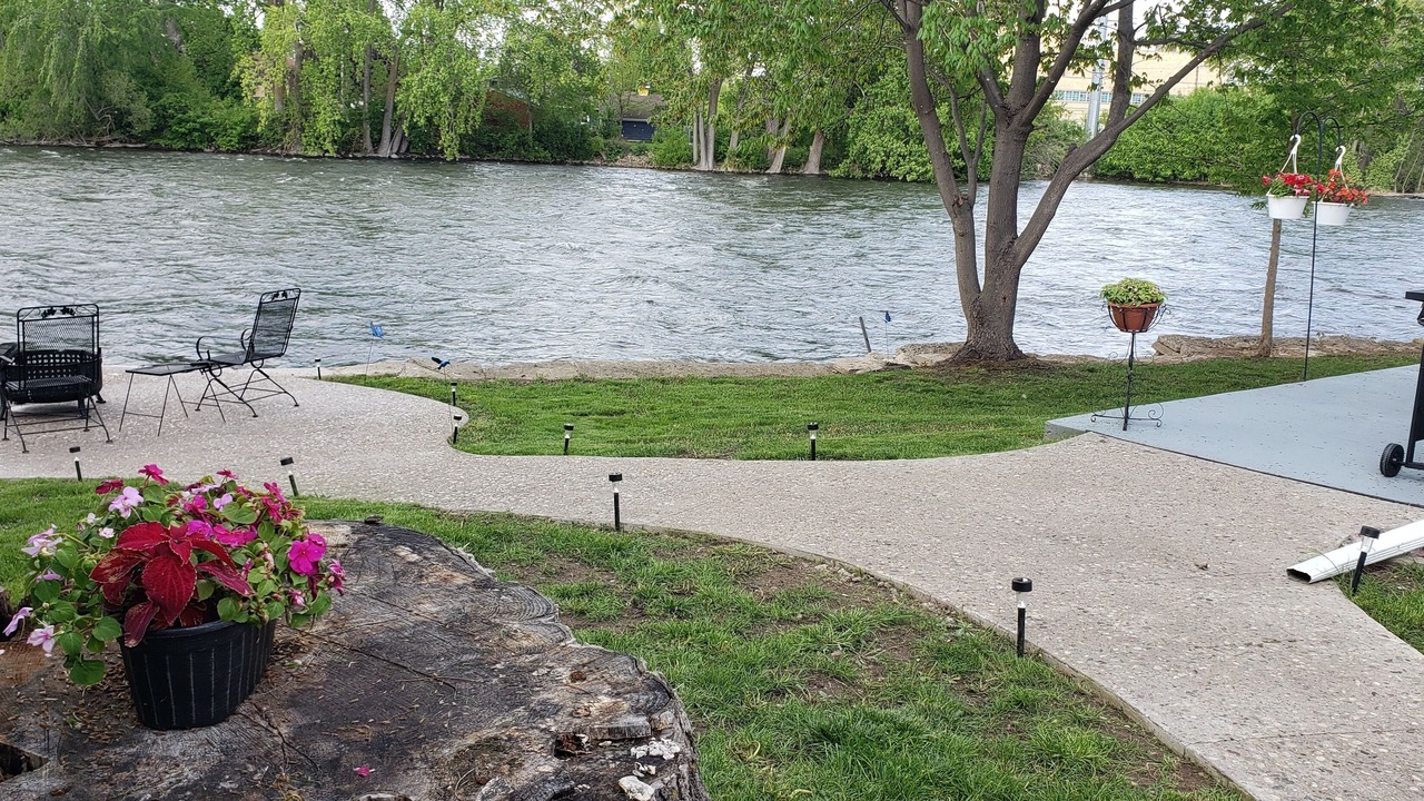 Photo of Outdoor in Menasha