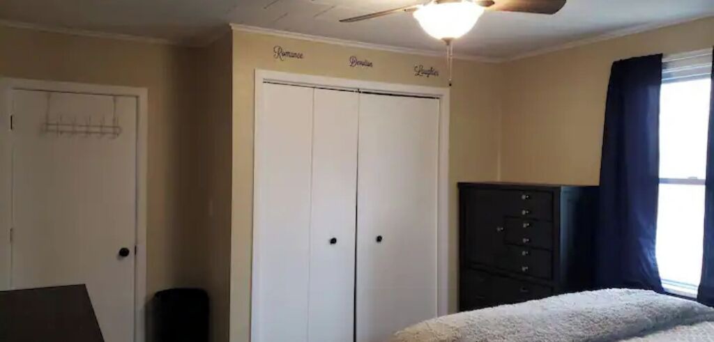 Photo of Bedroom in Menasha