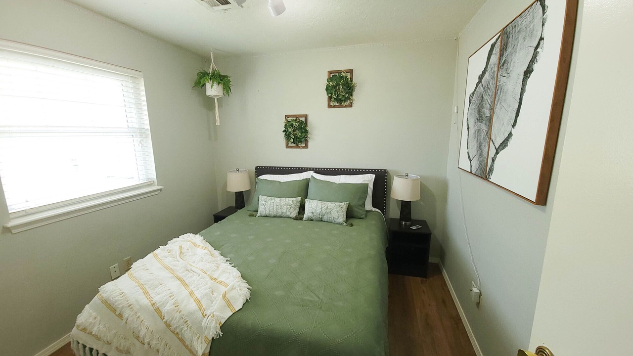 Photo of Bedroom in Norman
