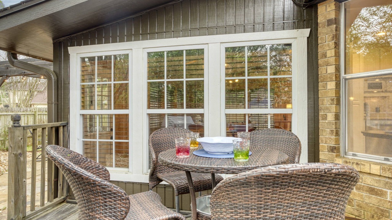 Photo of Outdoor in West Oak Hill