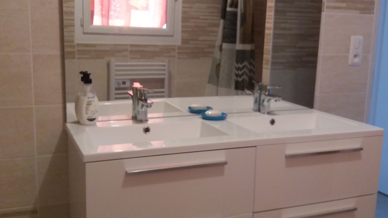 Photo of Bathroom in Roquebrun