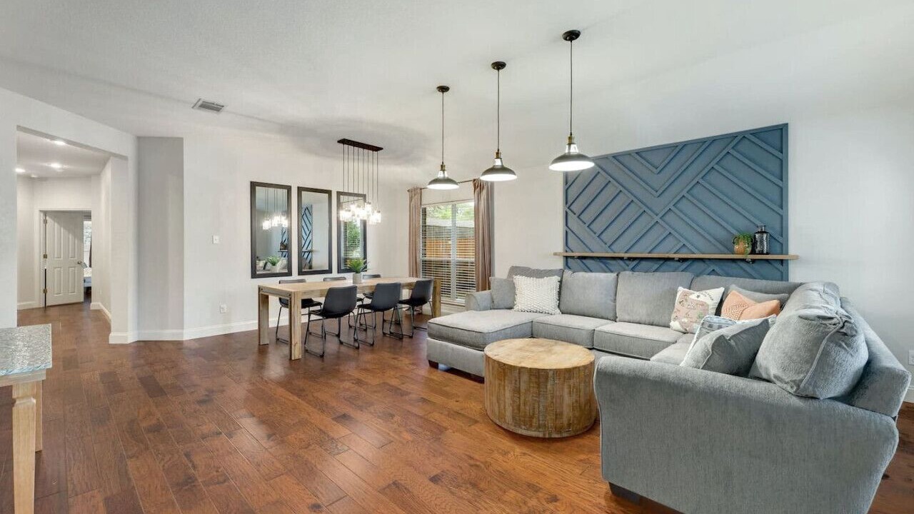 Photo of Livingroom in Milwood