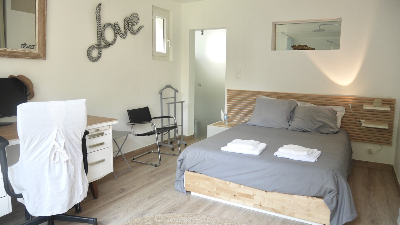 Photo of Bedroom in Albi