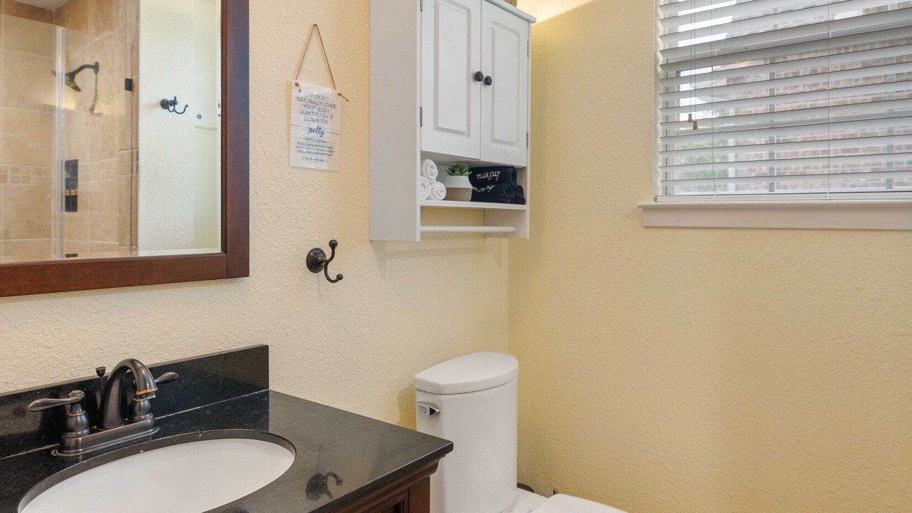 Photo of Bathroom in Granbury