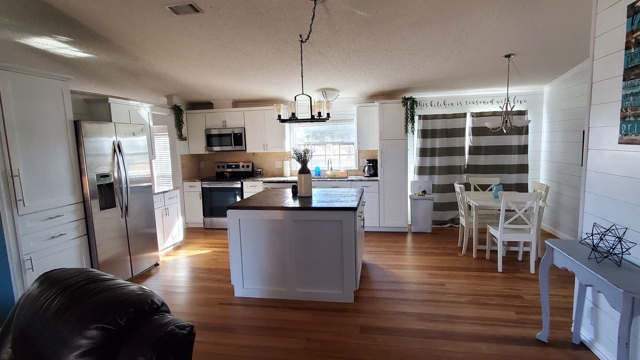 Photo of Bedroom in Quinlan