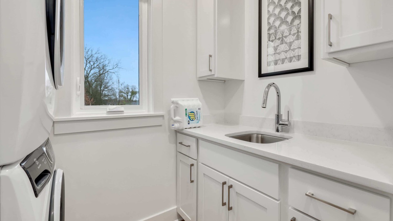 Photo of Bedroom in Downtown