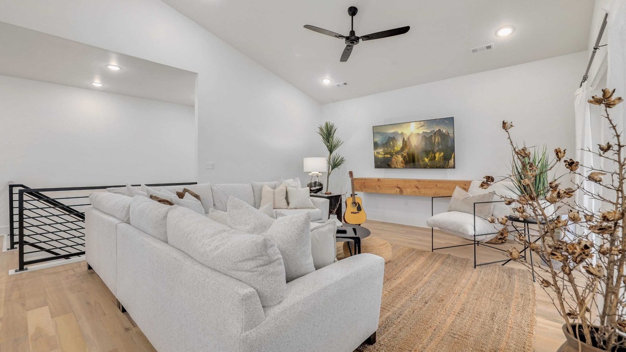 Photo of Bedroom in Downtown