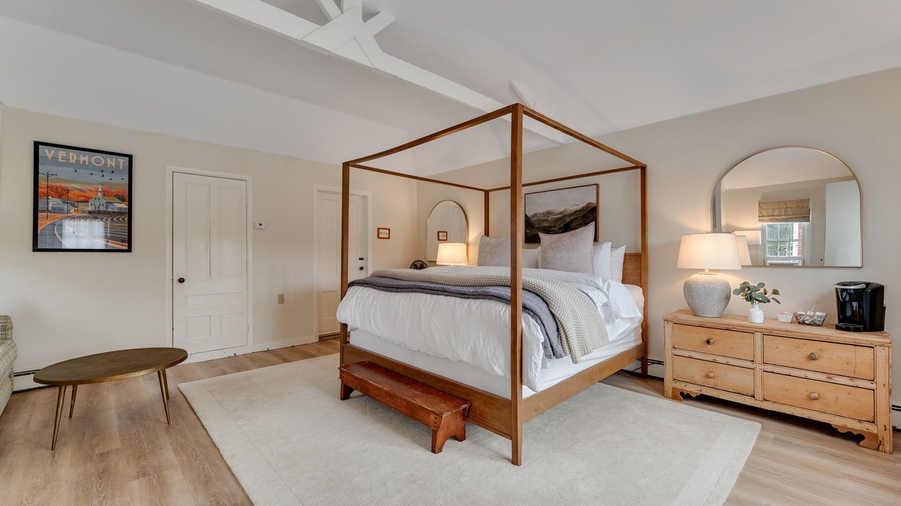 Photo of Bedroom in Mendon