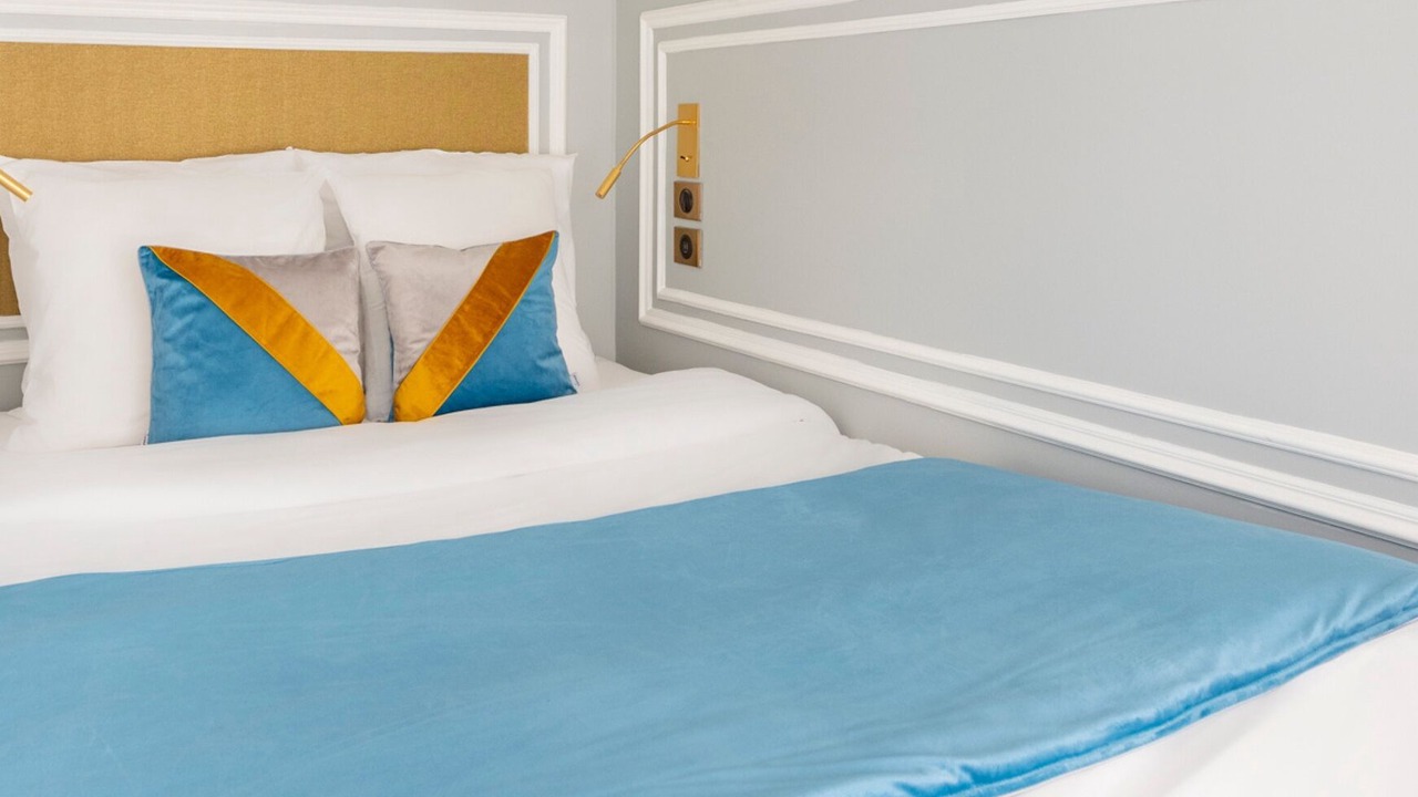 Photo of Bedroom in 4th Arrondissement