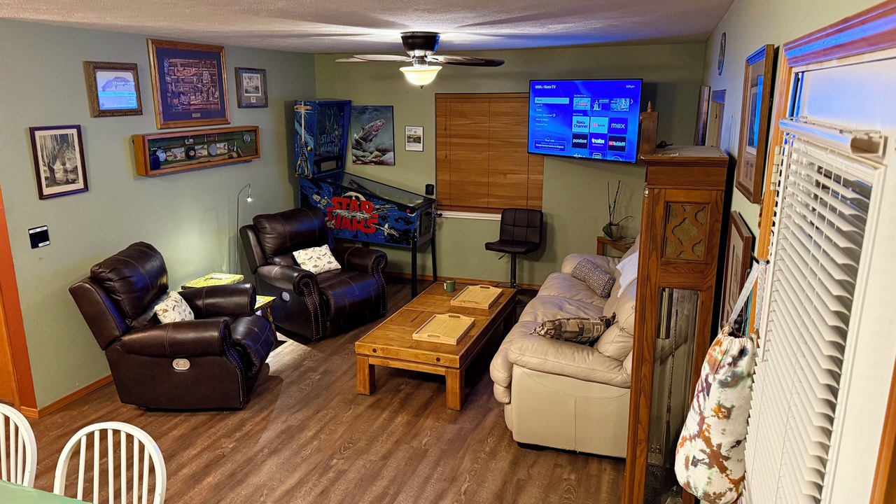 Photo of Livingroom in Lakeview