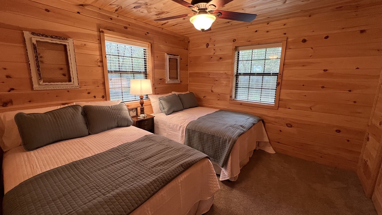 Photo of Bedroom in Higden
