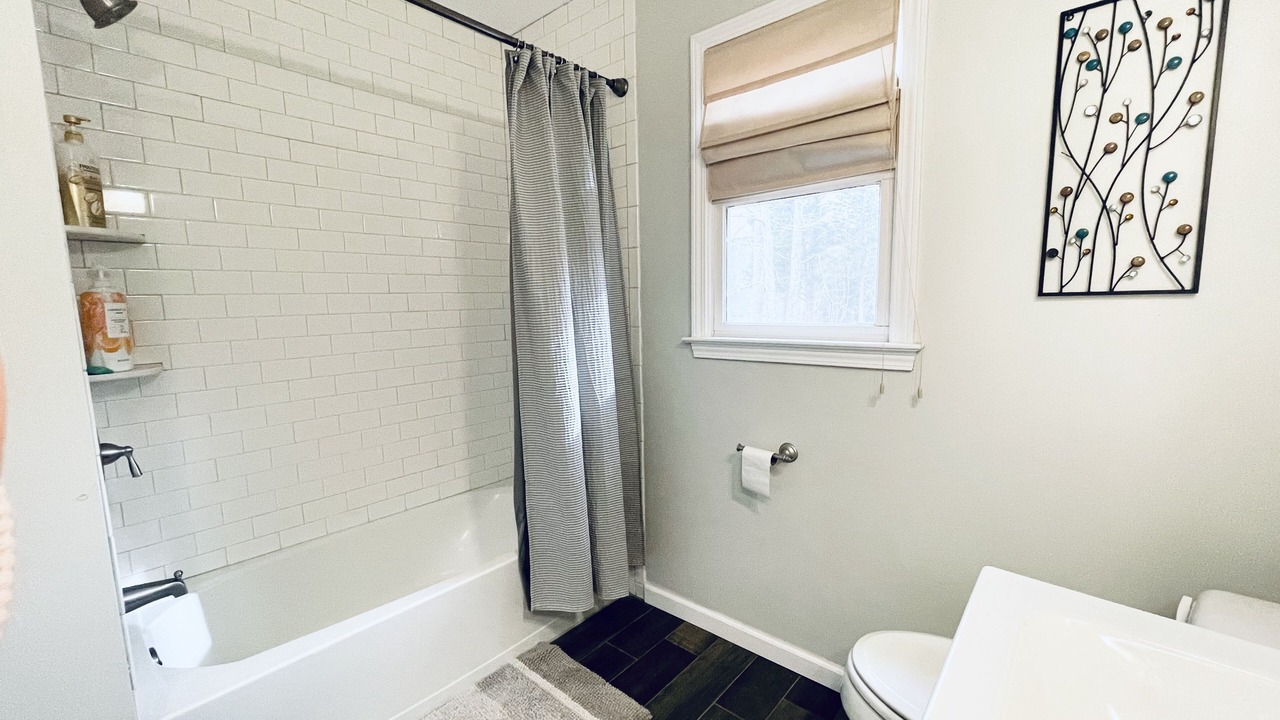 Photo of Bathroom in Acworth