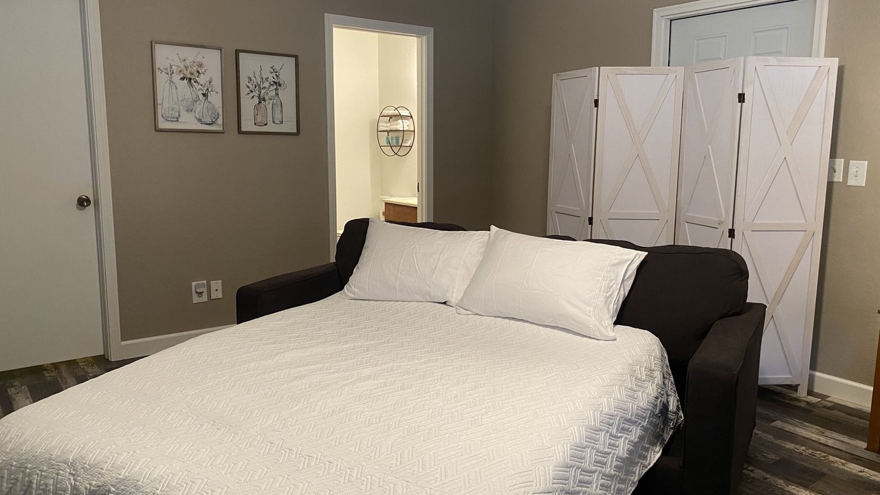 Photo of Bedroom in Evening Shade