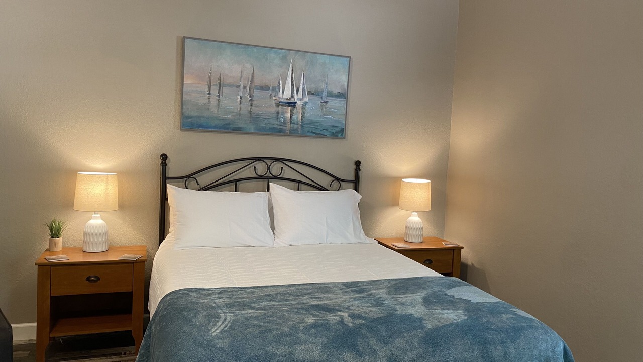 Photo of Bedroom in Evening Shade