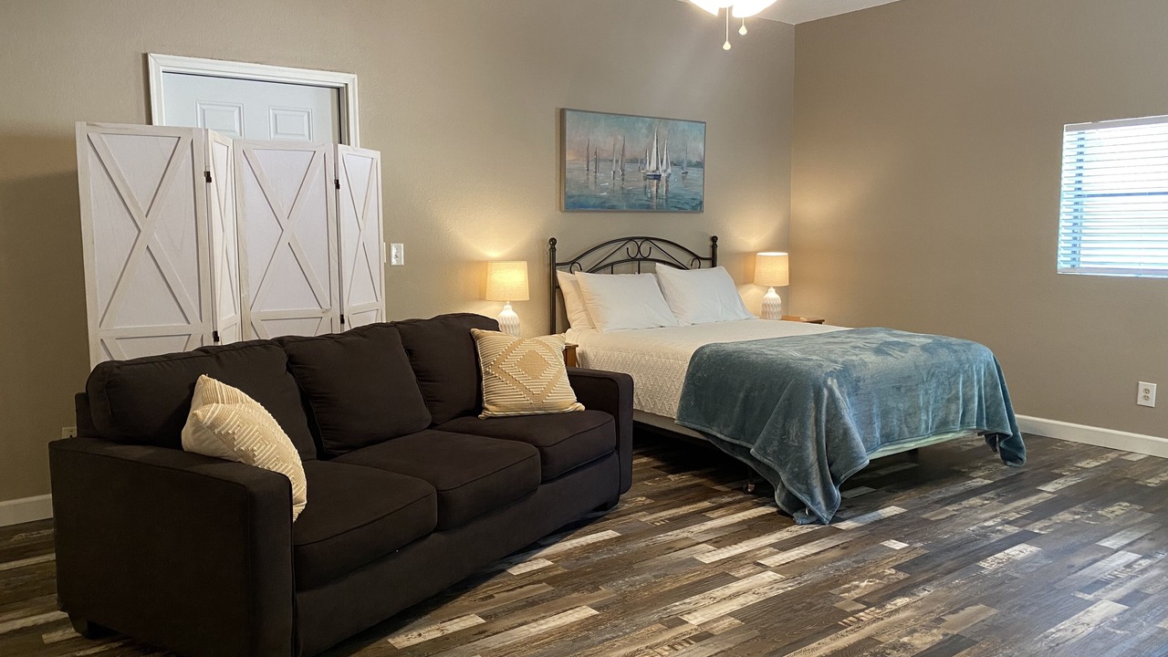 Photo of Bedroom in Evening Shade
