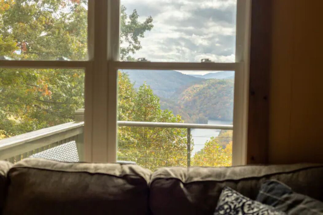 Photo of Bedroom in Robbinsville