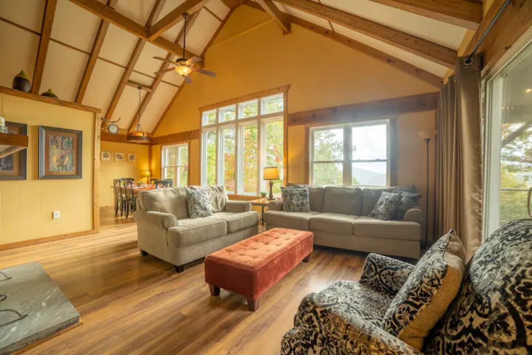 Photo of Bedroom in Robbinsville